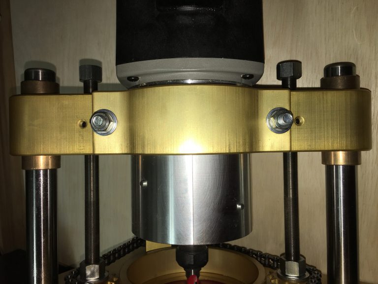 Repairing a stuck Woodpecker Precision Router Lift electrongoo